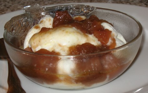 warm spiced apple and pear fruit topping